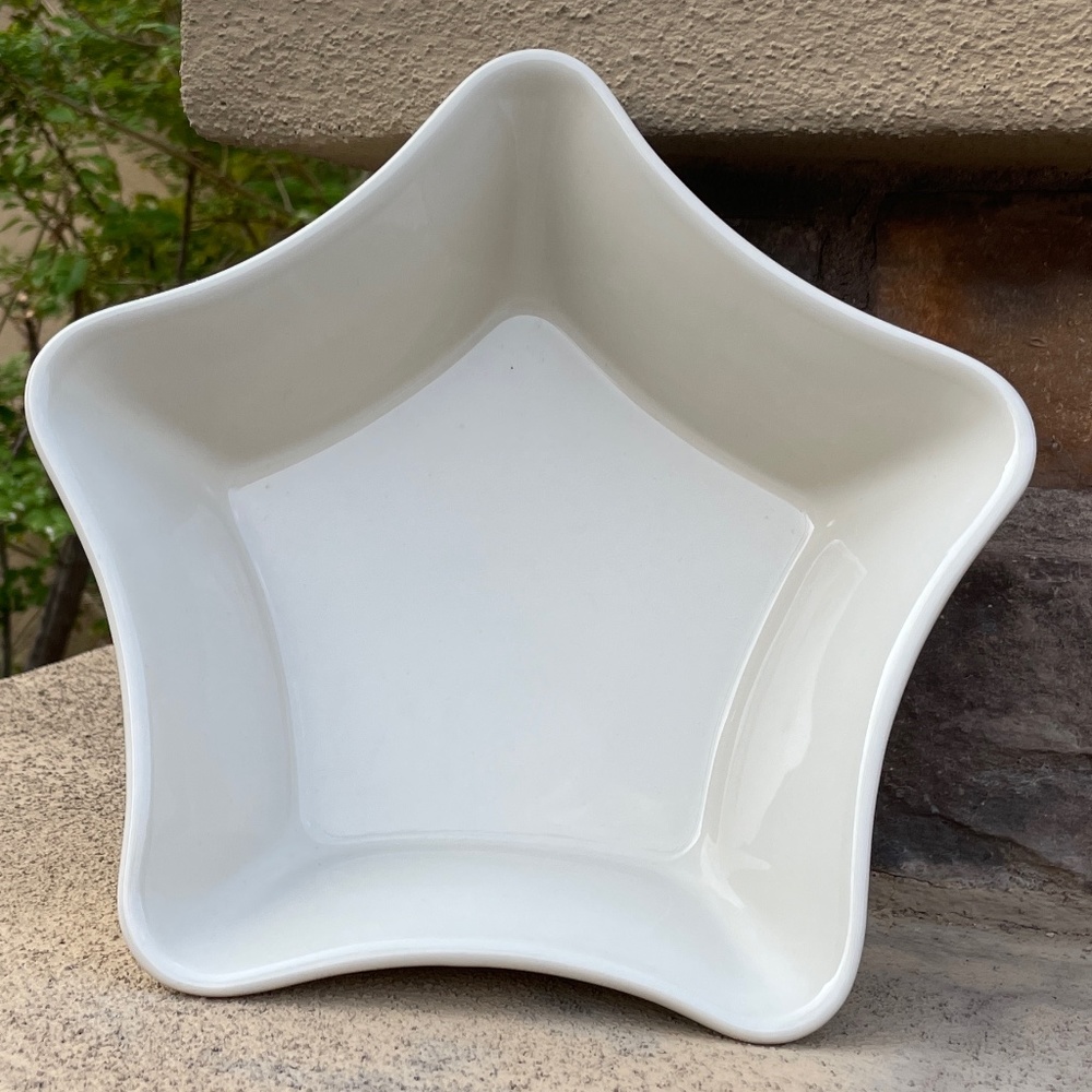 Longaberger Pottery Ivory Star Dish
